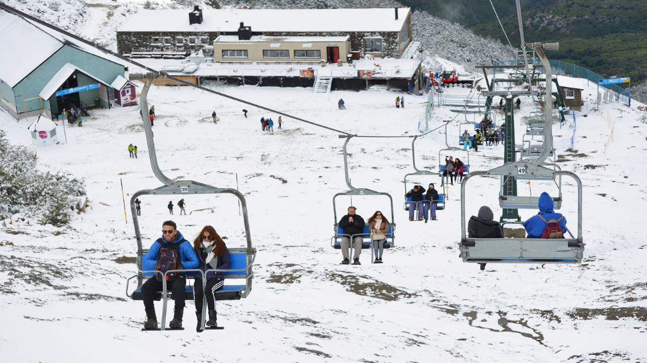 Mendoza broke visitor records during the first week of the winter holidays