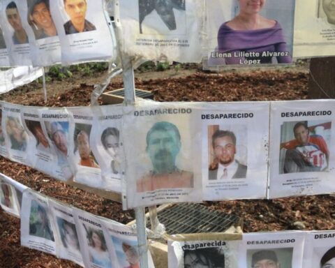 Metrobús CDMX stations are renamed in memory of the disappeared and women