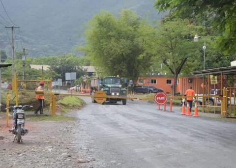 Miners trapped in Cormidom mine are alive