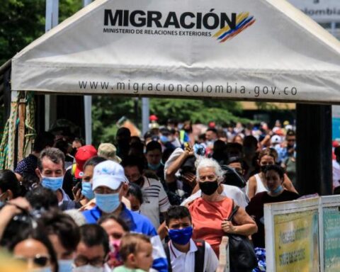 More than two million Venezuelans live in Colombia according to Migration