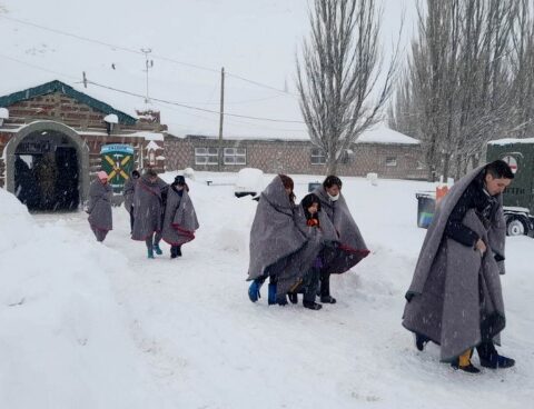 Most of the border crossings between Argentina and Chile are closed.
