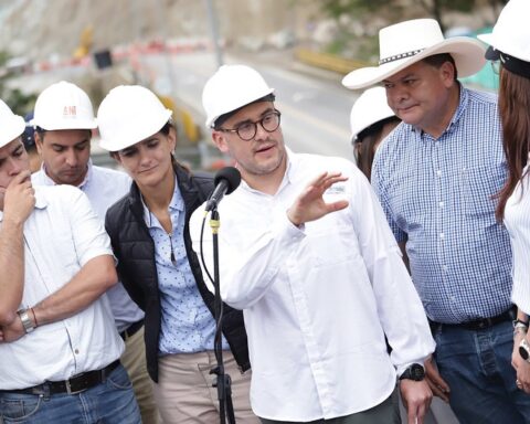 New section inaugurated on the Vía al Llano is the most modern work in the country: president of the ANI