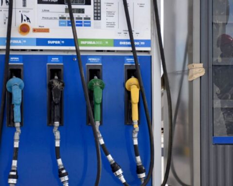 Oil companies assure that the supply of diesel oil has improved