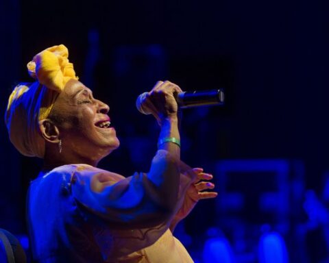 Omara Portuondo. Foto: ABC Color.
