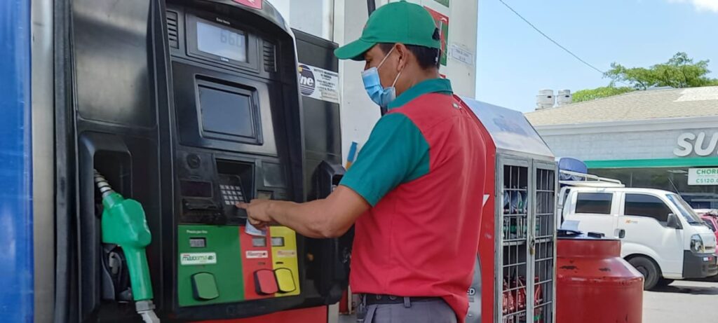 Ortega-Murillo regime revalidates freezing of fuel prices