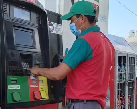 Ortega-Murillo regime revalidates freezing of fuel prices