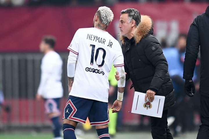 PSG coach Galtier sees a Neymar "happy" Y "very professional"