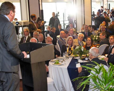 President Lacalle Pou participated in the celebration of the 106th anniversary of the Navigation Center