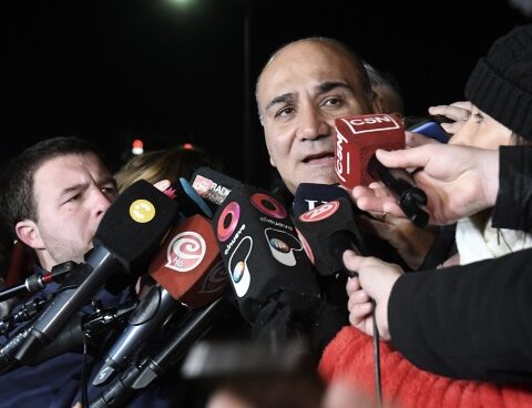 Prior to the Batakis conference, Manzur emphasized that they seek to build trust