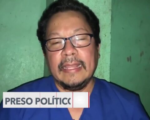 Prisoner in Nicaragua, Miguel Mora refuses to eat solid foods until he sees his son