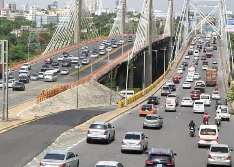 Public Works intervenes Juan Pablo Duarte bridge