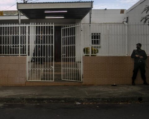 Regime closed Trinchera de la Noticia accusing it of "disturbing social peace"