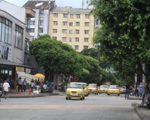 Regional dynamics, with mixed figures in the first half