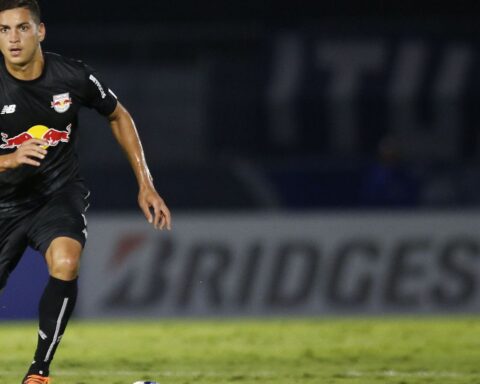 Renan, Bragantino defender, is arrested after fatal accident