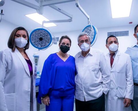 Rocha inaugurates four operating rooms at the Women's Hospital