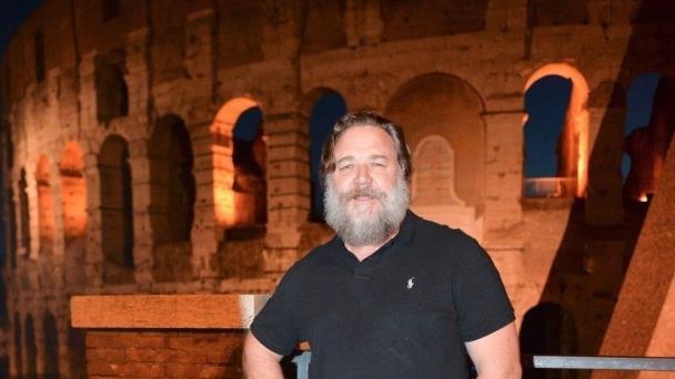 Russell Crowe returns to the Roman Colosseum