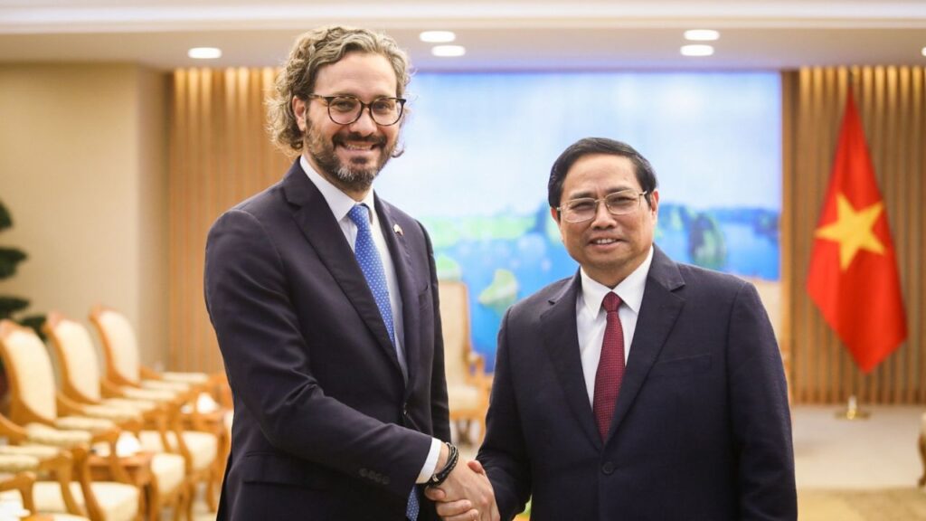 Santiago Cafiero achieved new trade agreements during his visit to Vietnam