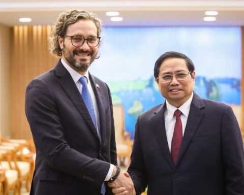 Santiago Cafiero achieved new trade agreements during his visit to Vietnam
