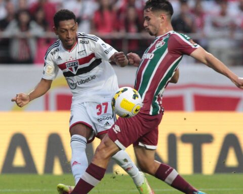São Paulo and Flu draw 2-2 in a fierce dispute for the Brasileirão
