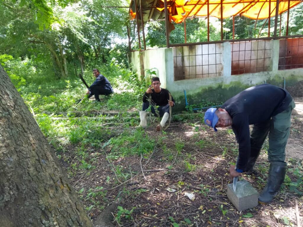 Special group inspects farm where Carlos Lanz was killed (+ Photos)