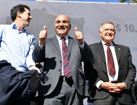 Strong support in the ruling party and in the CGT for the new executive functions of Massa