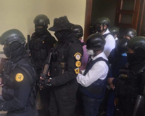 Accused in the Medusa case when they are brought before the judge of Permanent Attention Kenya Romero.  William Burgos.