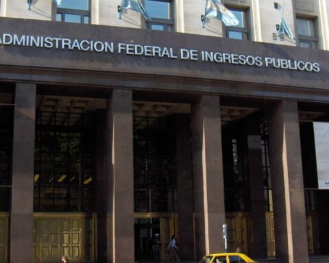The AFIP investigates bank accounts of Argentines abroad, for alleged tax evasion