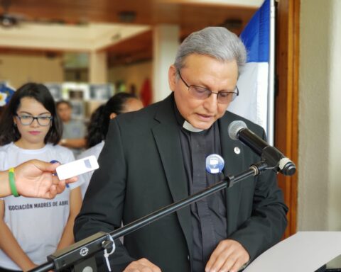 José Idiáquez, rector de la Universidad Centroamericana (UCA). Foto: G. Shiffman / Artículo 66