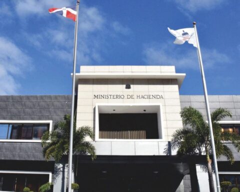 Estado hará licitación para adjudicar acciones recibidas de socio privado en La Tabacalera