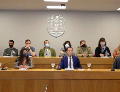 The arguments begin and it is awaited to know whether or not the prosecutor will accuse the widower of femicide