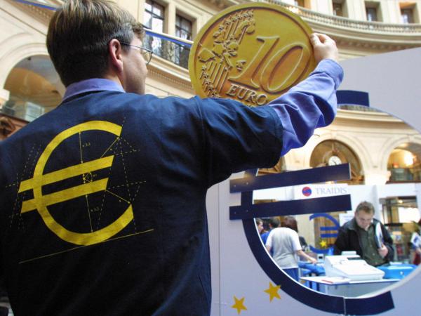 The effects that the price parity between the dollar and the euro would have