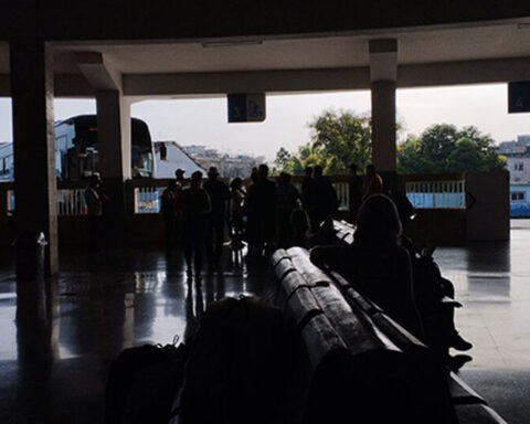 The energy crisis leaves the Havana Bus Station in the dark and without information screens