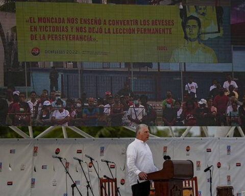 Bloqueo, Embargo, 26 de julio