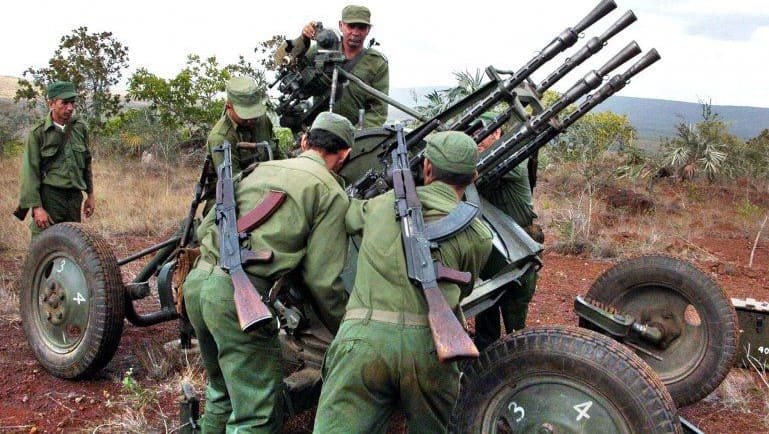 Rusia apuesta por modernizar industria de las armas del régimen cubano