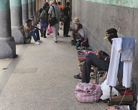 The sidewalks and doorways of Cuba are a market for old junk