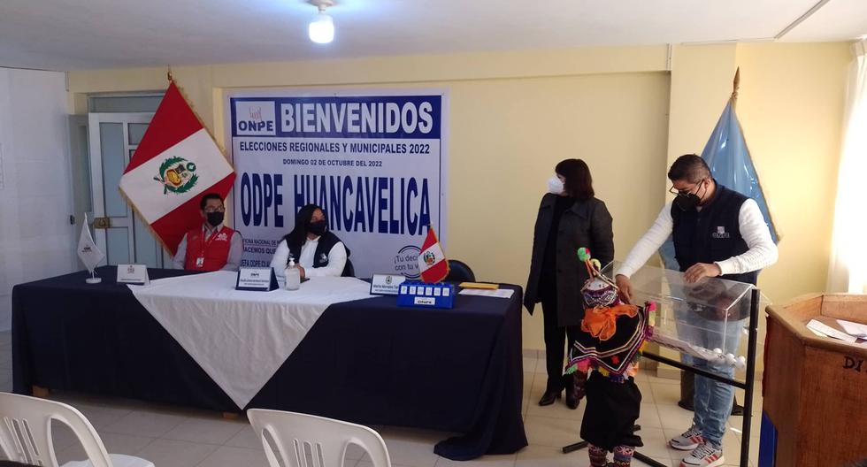 There will be 100 thousand 698 voters in the province of Huancavelica