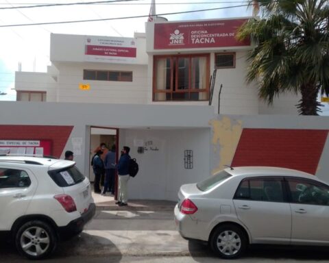 They declare inadmissible candidacy of 4 applicants to the Regional Government of Tacna