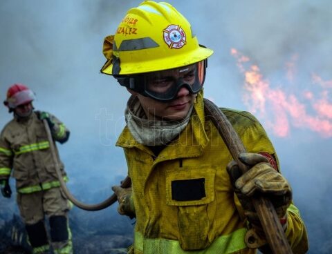 They managed to contain a major fire in the Mar Chiquita reserve