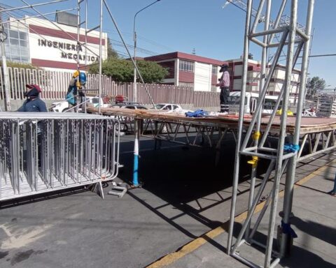 They order to disarm the stage of Together for the Development of Arequipa for not having authorization (VIDEO)