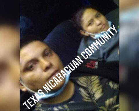 They report the disappearance of two Nicaraguans who were trying to reach the United States.