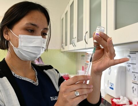 They reported 27,154 new infections in the country, 5.7% more than last week