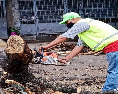 Atienden zonas vulnerables en Antímano por frecuentes precipitaciones