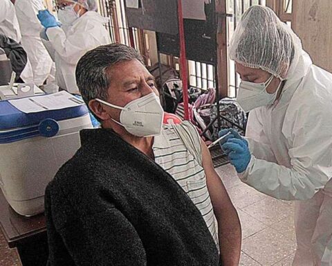 Campaña de vacunación contra el Covid-19. Foto: APG