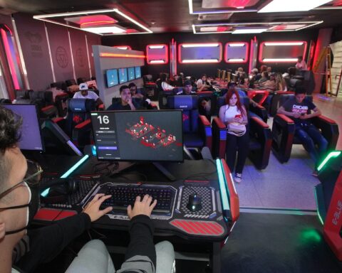 UCAB bets on the training of gamers in its new e.Sports academy