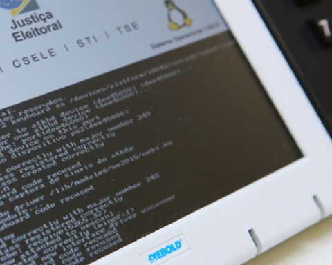 USP researchers will test the security of the new electronic voting machines