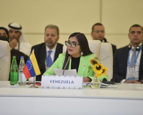 Venezuela advocates strengthening the role of the Parliamentary Network of the NAM