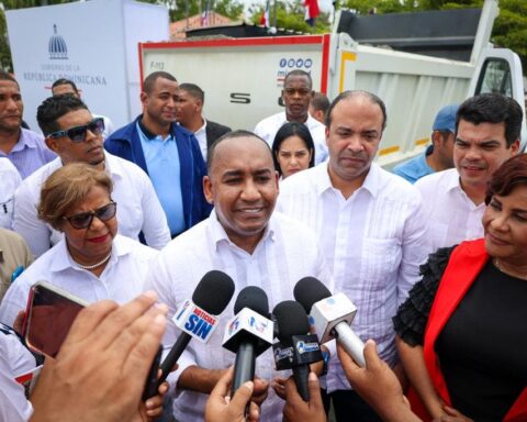 Víctor Pichardo: “gobierno da respuestas a necesidades de Monte Plata”