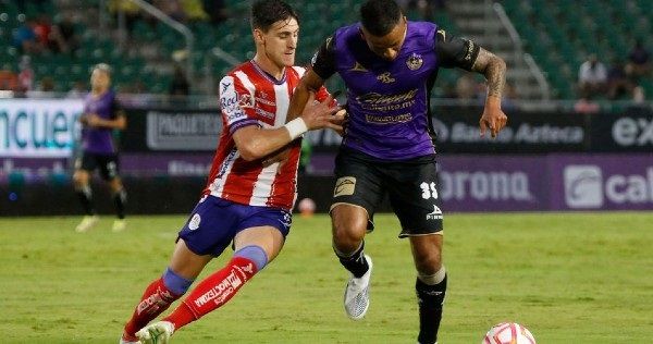 Vikonis, star in Mazatlán FC's draw against San Luis