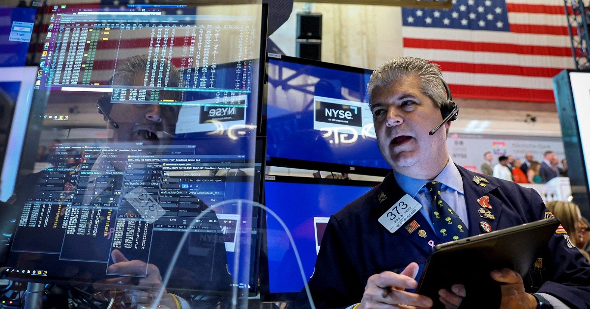 Wall Street closes in the green after the publication of Fed minutes