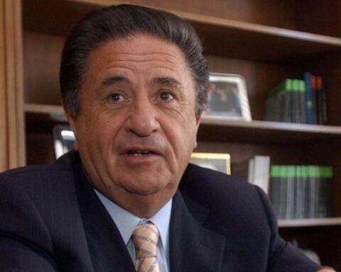 "We all have to be together": Eduardo Duhalde asked to maintain unity to overcome the crisis